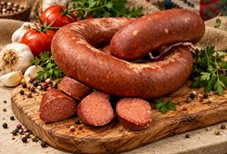 sucukta-buyuk-skandal-bakanlik-14-markayi-tek-tek-ifsa-etti.jpg