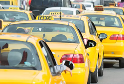 taksilerde-yeni-donem-inerken-bunu-unutana-ceza-kesilecek.png