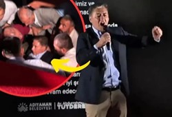 tayyip-erdogana-konusmasinda-meydan-okuyan-chpli-vekil-kursuden-dustu.jpg