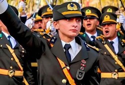 Kılıçlı teğmen Ebru Eroğlu'ndan şok savunma