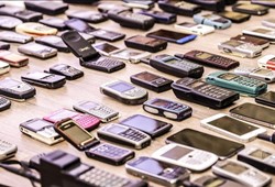 ticaret-bakanligi-alarma-gecti-4-akilli-telefon-icin-toplatma-karari.jpg