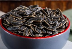 Ay çekirdeğinde okratoksin bulundu: Bu marka raflardan toplatıldı