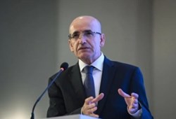 Türkiye rakamı merak ediyor! Mehmet Şimşek'ten asgari ücret açıklaması