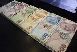 Türkiye’den sonra bir ülke daha parasından iki sıfırı sildi