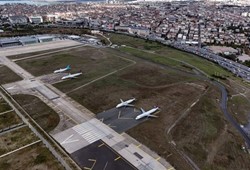 Türkiye'nin ünlü hava yolu şirketi iflas etti, uçakları çürümeye terk edildi