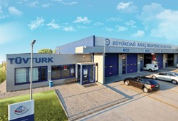tuvturkten-arac-sahiplerine-son-dakika-tuzagi-uyarisi-sakin-bu-sitelerden-randevu-almayin.jpg