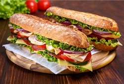 Ünlü sandviççide skandal! Bu sandviçleri yemeden önce bir daha düşünün!