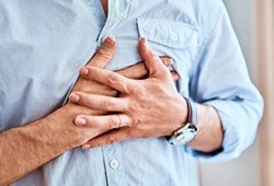 Uzmanlar uyardı: Kimse fark etmiyor ama kalp krizi böyle başlıyor!