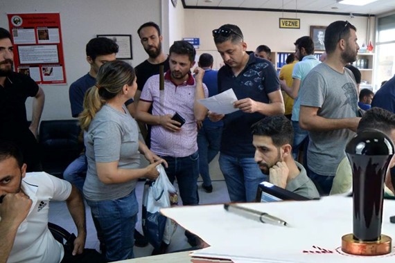 15 Temmuz'da Noterler Açık mı, Nöbetçi Noter Var mı? İşte TNB Çalışma Saatleri