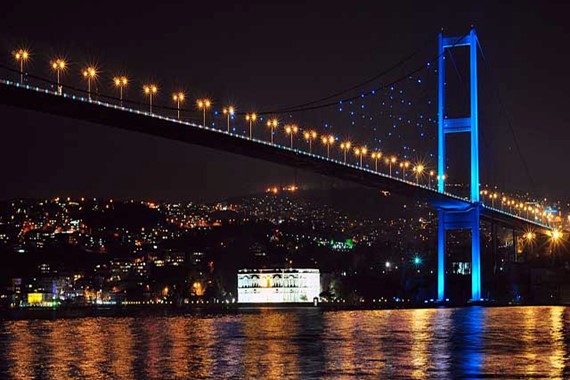 Sürücüler Dikkat: 15 Temmuz Şehitler Köprüsü Trafiğe Kapatıldı Mı, Neden Kapalı?