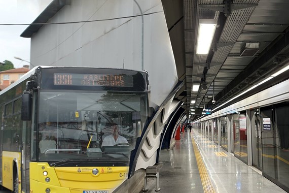 6 Ekim otobüsler ücretsiz mi? İstanbul'da metro, metrobüs ve toplu taşıma bedava mı?
