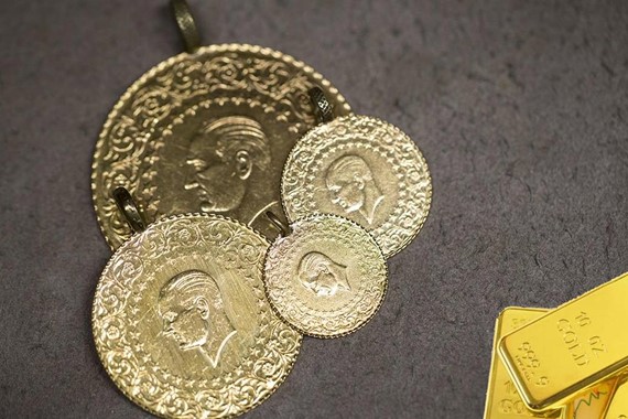 Çeyrek altın ne kadar oldu? 17 Nisan 2026 Gram, Çeyrek, Ata, Yarım Altın Fiyatları!