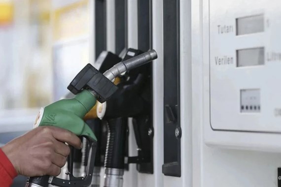arac-sahiplerine-kotu-haber-benzin-ve-motorine-zam-kapida.jpg