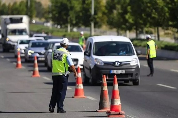 Araç sahiplerine kritik uyarı: Zorunlu ekipman listesi değişti
