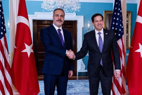 bakan-fidan-o-isimle-gorustu-iste-detaylar.jpg