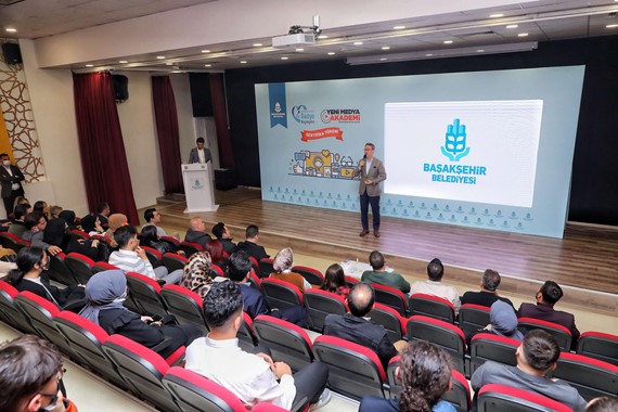 Başakşehir Yeni Medya Akademi Türk Medyasına İz Bırakıyor