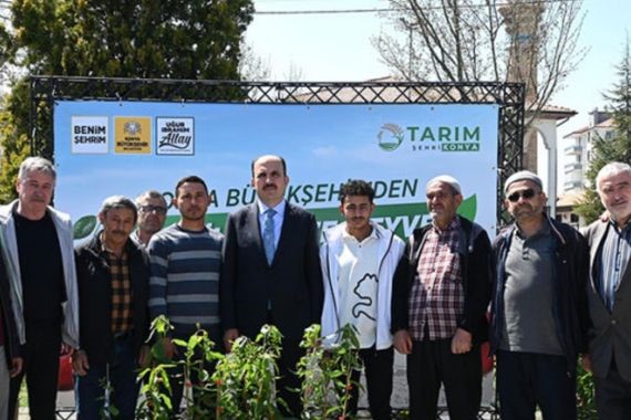 BAŞKAN ALTAY: “BU YIL ÇİFTÇİMİZE 31.420 MEYVE FİDANI DESTEĞİNDE BULUNDUK”