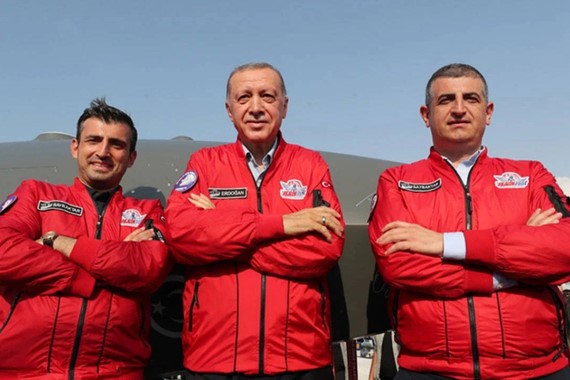 baykar-o-firmayi-iflastan-kurtaracak-tarihi-anlasma-yapildi.jpg