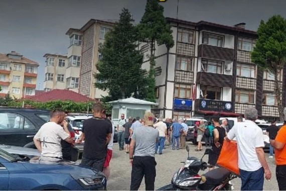 belediye-baskanina-sok-saldiri-isirip-kactilar.jpg