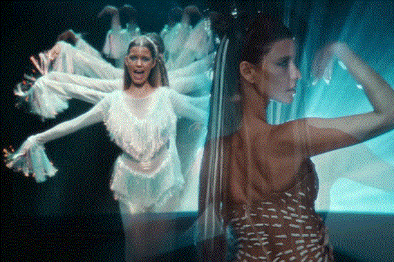 Beren Saat şarkı mı çıkardı? Beren Saat oyunculuğu bıraktı mı? Beren Saat şarkı sözleri!