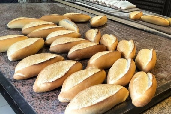 beyaz-ekmek-donemi-kapaniyor-mu-ekmekte-renklendirici-yasagi.jpg
