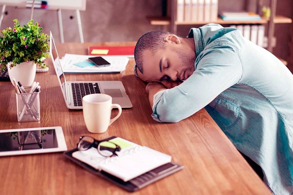 Beyni Yoruyor, Zihinsel Enerjimizi Tüketiyorlar!