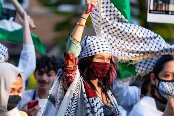 bir-marka-daha-israile-boyun-egdi.png