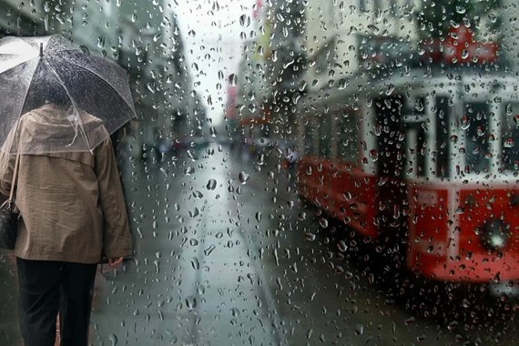İstanbul'a Bugün Yağmur mu Yağacak? Meteoroloji'den Son Dakika Hava Durumu Uyarısı!