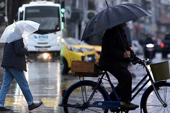 Bugün Hava Yağmurlu mu? 28 Eylül Pazartesi Hava Durumu: Meteoroloji'den Kuvvetli Yağış Uyarısı!