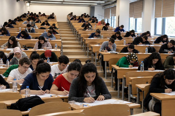 Bugün ve yarın sınav var mı? 10-11 Ekim 2026 hangi sınavlar yapılacak? İşte ÖSYM ve MEB takvimi!