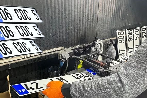 Milyonlarca Araç Sahibine Müjde: Hatalı Plakalarda Ücret Dönemi Kapandı!