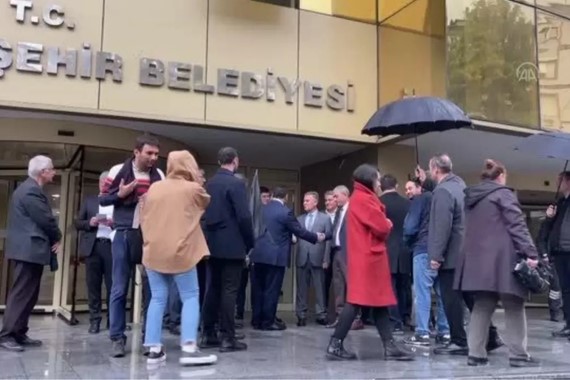 chpden-ak-partiye-surpriz-transfer-buyuksehir-baskanindan-parti-degisikligi.jpg