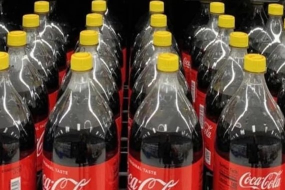 Coca-Cola, sarı kapaklı şişelerini bakın kimin için üretti