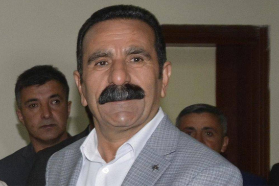 demli-hakkari-belediye-baskani-akis-gozaltina-alindi.png