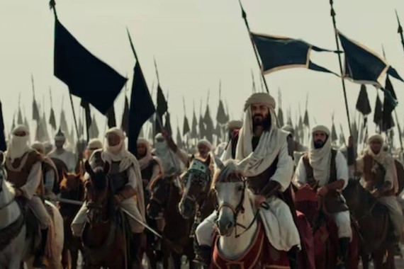 din-adamlari-izlenmesi-caiz-degil-dedi-bu-dizi-tartisma-cikardi.jpg