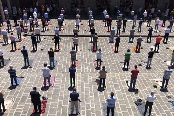 Diyarbakır'da Cuma Namazı Kaçta Okunuyor? Sivas, Van Cuma Namazı Saatleri 24 Temmuz 2026!