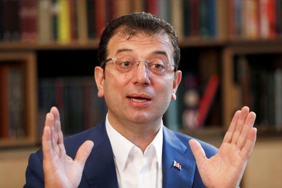 ekrem-imamoglu-cezaevinde-okudugu-kitaplari-siraladi-kafalari-karistiran-liste.jpg