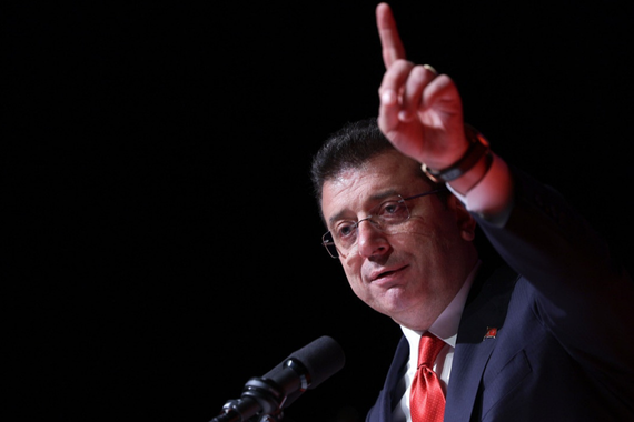 ekrem-imamoglu-hangi-suclardan-ceza-aldi-istanbula-kayyum-atilacak-mi.png