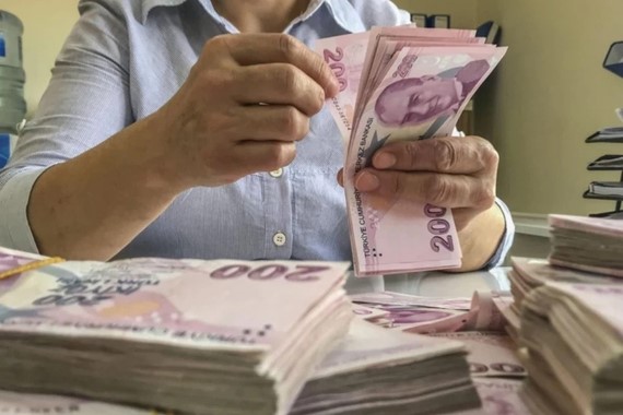 Emekliler için 10 bin TL fırsatı: Süre yeniden uzatıldı