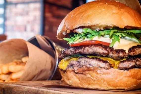 en-buyuk-burger-zinciri-iflas-etti-yuzlerce-sube-kapatildi.jpg