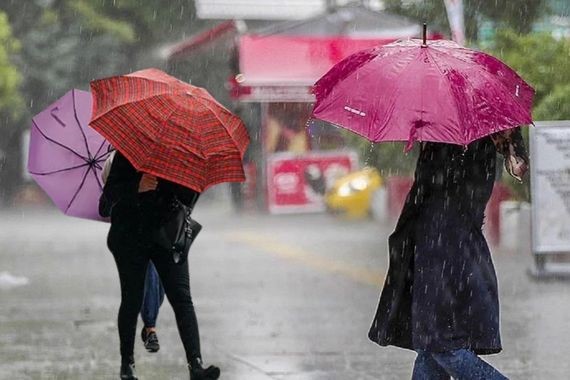Bugün Yağmur Yağacak Mı? Meteoroloji’den 44 İl İçin "Sarı" Alarm: Bugün Kimse Hazırlıksız Çıkmasın!