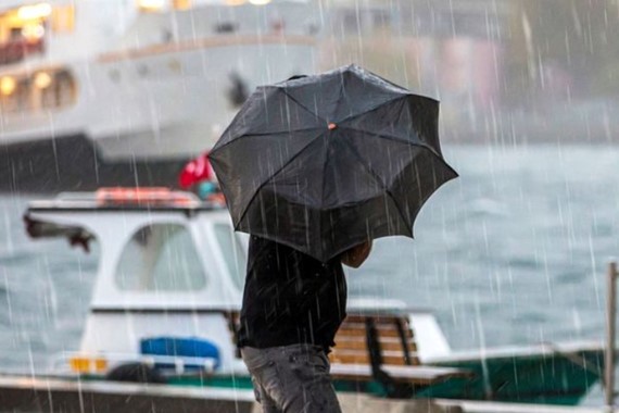 İstanbul'a Bugün(4 Temmuz) Yağmur mu Yağacak? AKOM'dan İstanbul İçin Kritik Yağış Uyarısı!