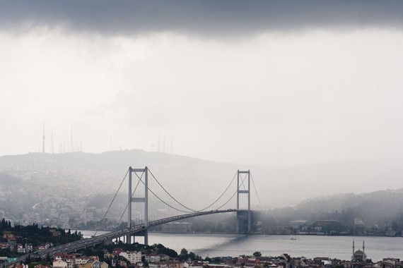 İstanbul'a yarın yağmur yağacak mı? AKOM'DAN PERŞEMBEYE DİKKAT UYARISI!