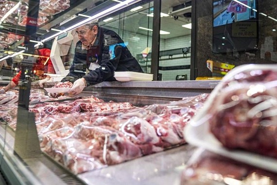 İstanbul'da Marketlere Fahiş Fiyat Cezası: Beyaz Et Satışına 10 Milyon TL Ceza Kesildi!
