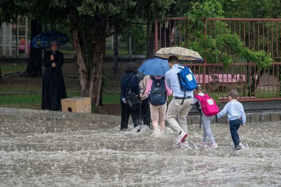 İstanbul'da okullar tatil mi? 14 Ekim 2026 bugün okul var mı? İstanbul Valiliği son dakika açıklamas
