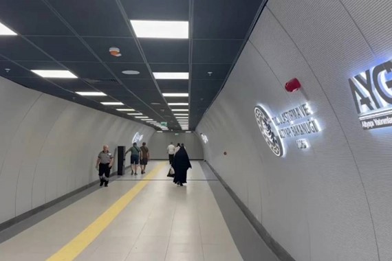 İstanbul'da Tarihi Rekor! Dev Metro Hattı Tek Günde 53 Bin Yolcuyu Taşıdı