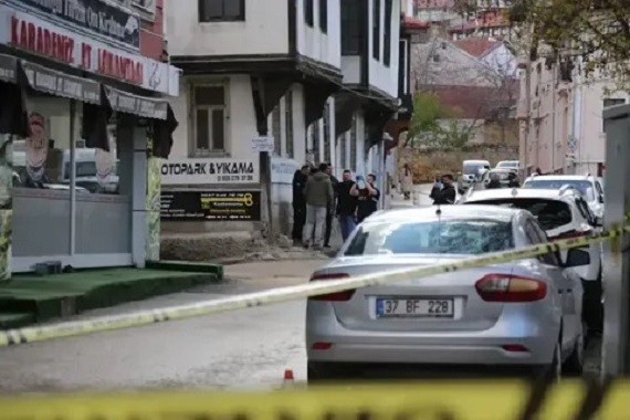 kastamonuda-apartmanda-sok-el-bombasi-bulundu.jpg