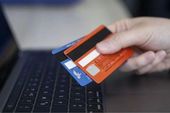 kredi-kartlarina-yeni-kisitlama-bu-saatler-arasinda-nakit-cekim-yapilamayacak.jpg