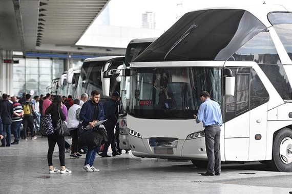 Kurban Bayramı Öncesi Ulaşıma Şok Zam! 9 Günlük Tatil Bilet Fiyatlarını Katladı