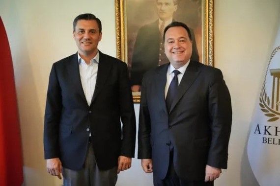 manisada-ferdi-zeyrekin-yerine-bakin-kim-geldi.jpg